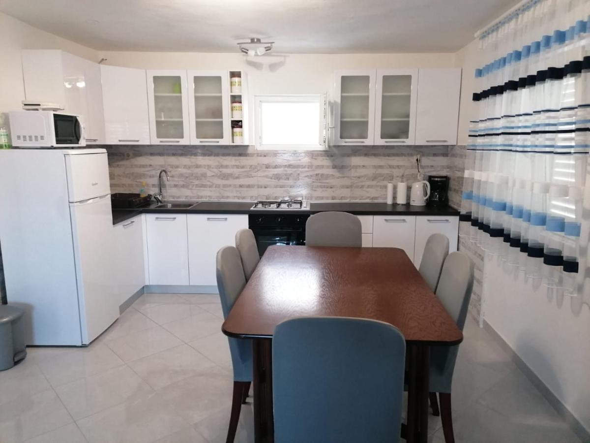Apartment Slavica Trogir Exterior photo
